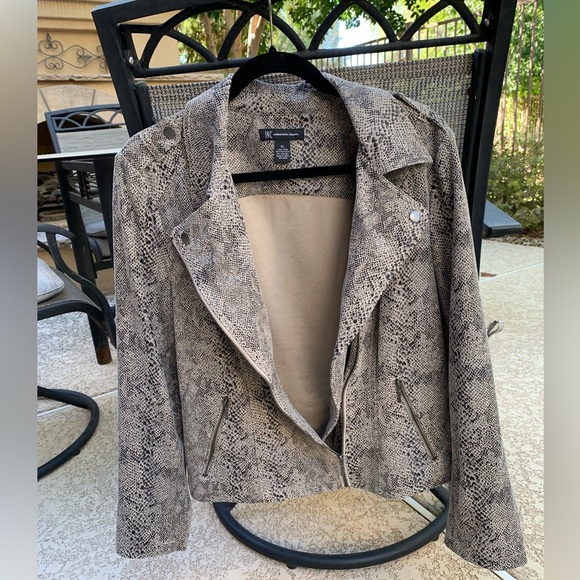 INC XL Snakeskin zippered moto jacket. Bisque, black, tan, grey. Very soft/Warm - Picture 3 of 7